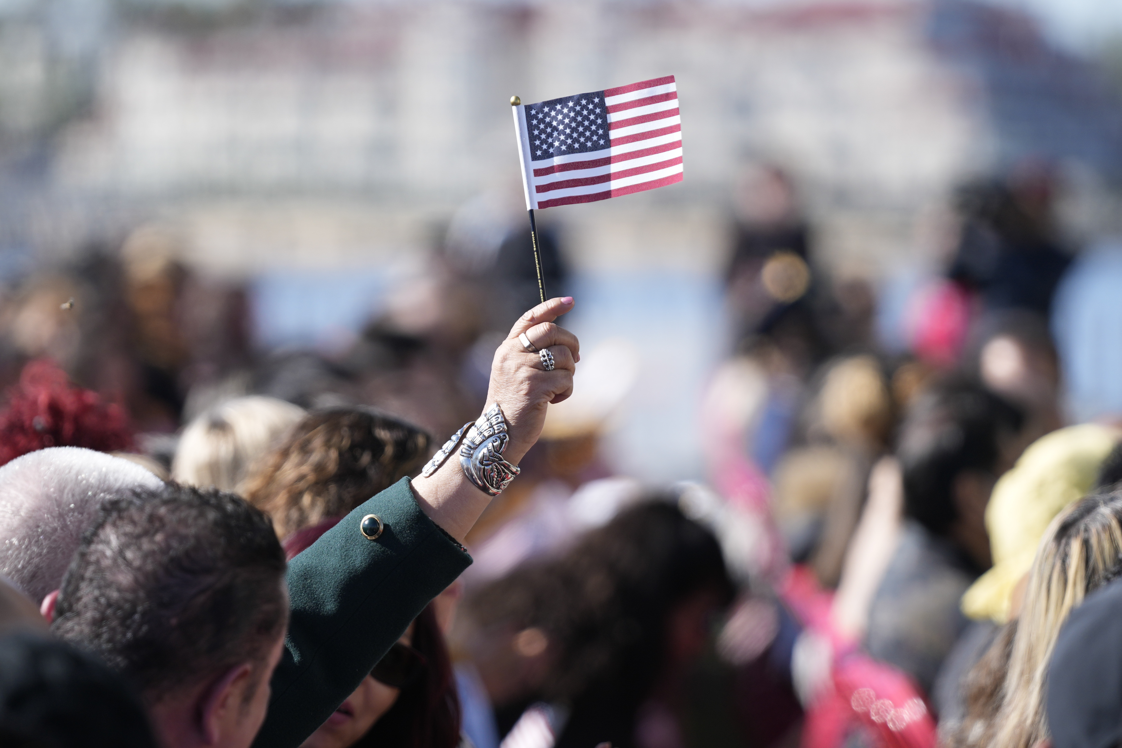Immigration drove white, Asian population growth in U.S. last year - Vimarsana News
