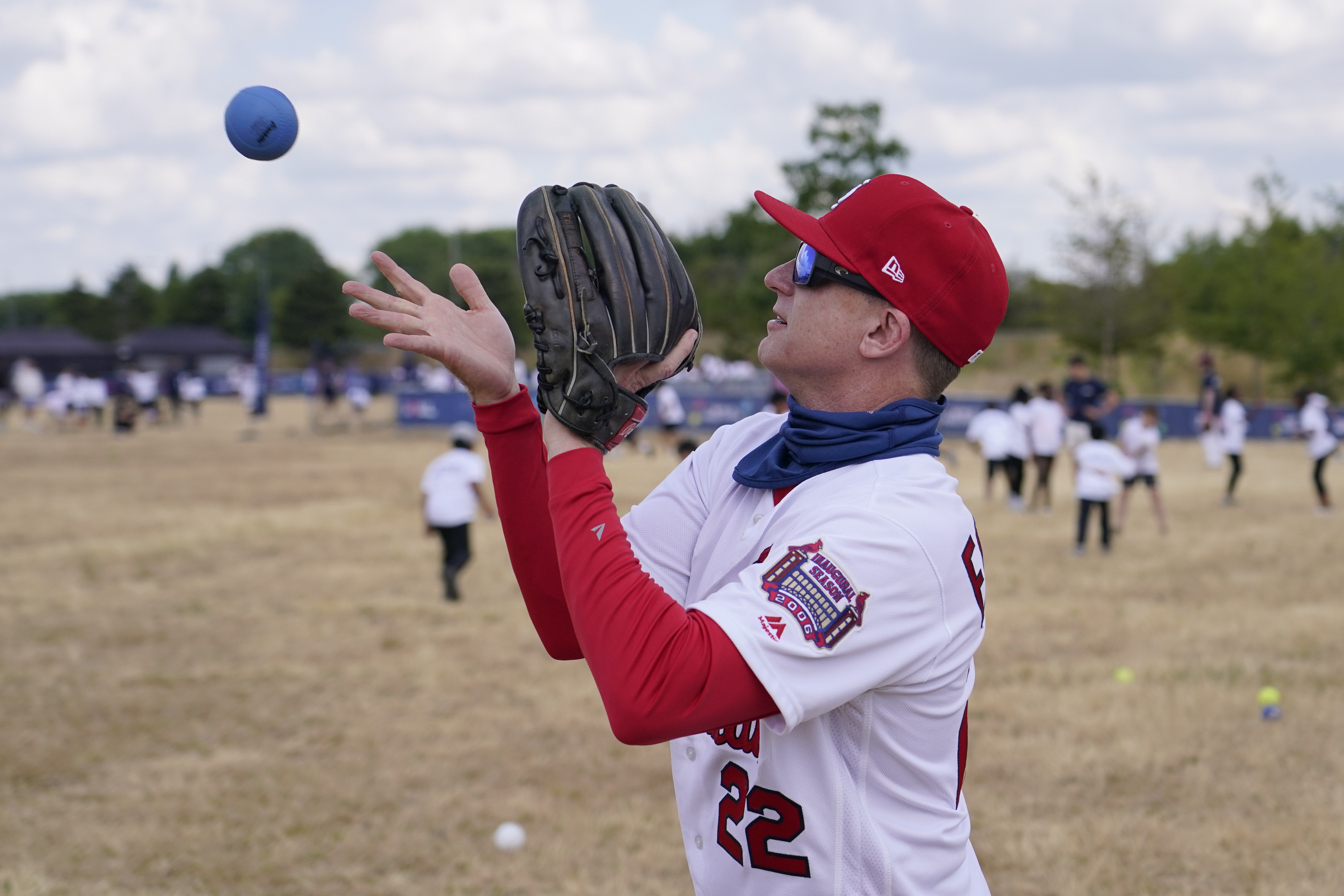 Photo: Former St. Louis Cardinals David Eckstein Shows Off His