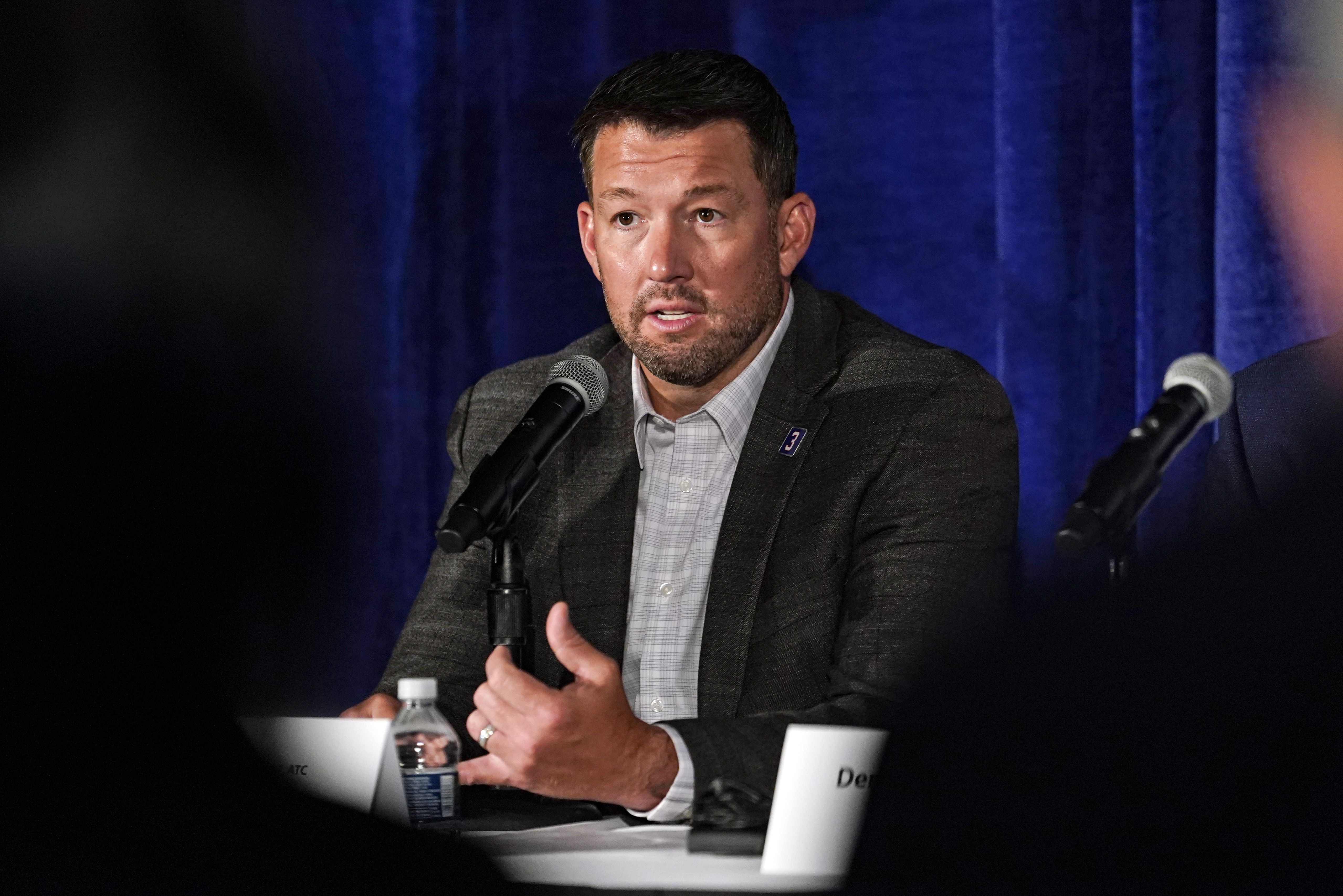 Buffalo Bills athletic trainers Denny Kellington and Nate Breske were  honored at the New York State Capitol on Wednesday for the…