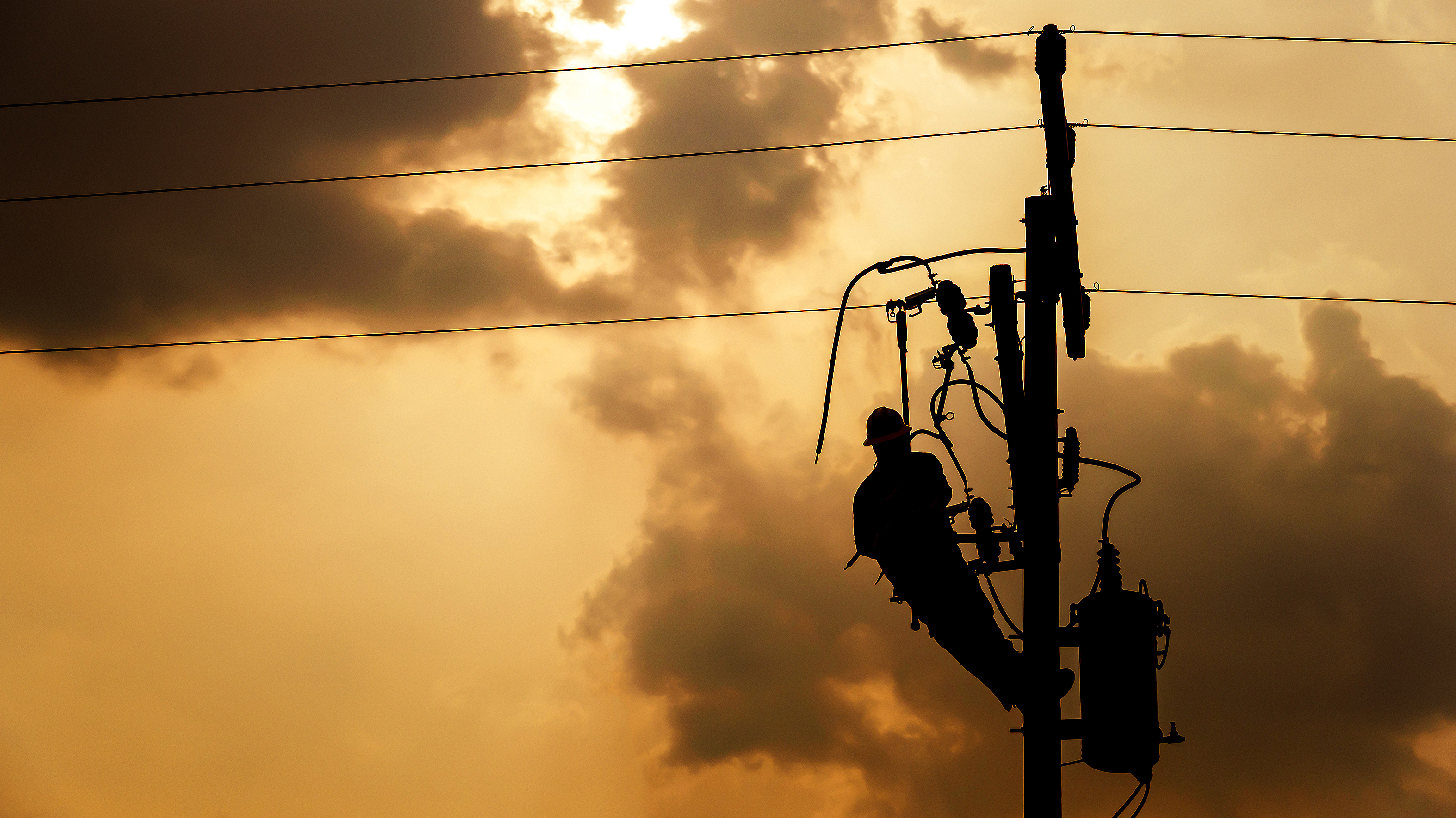 SWEPCO: After storms, 90% of customers' power restored - Vimarsana News