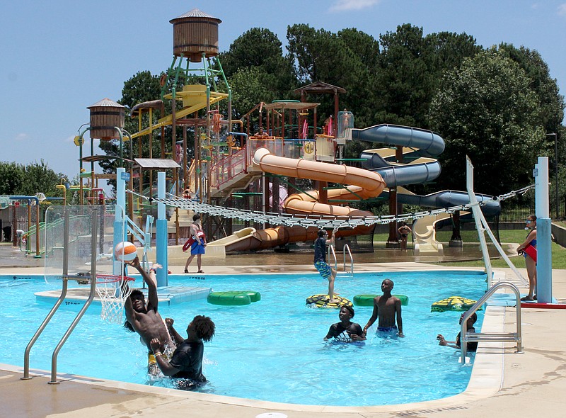 PHOTOS Splishing and a Splashing Texarkana Gazette