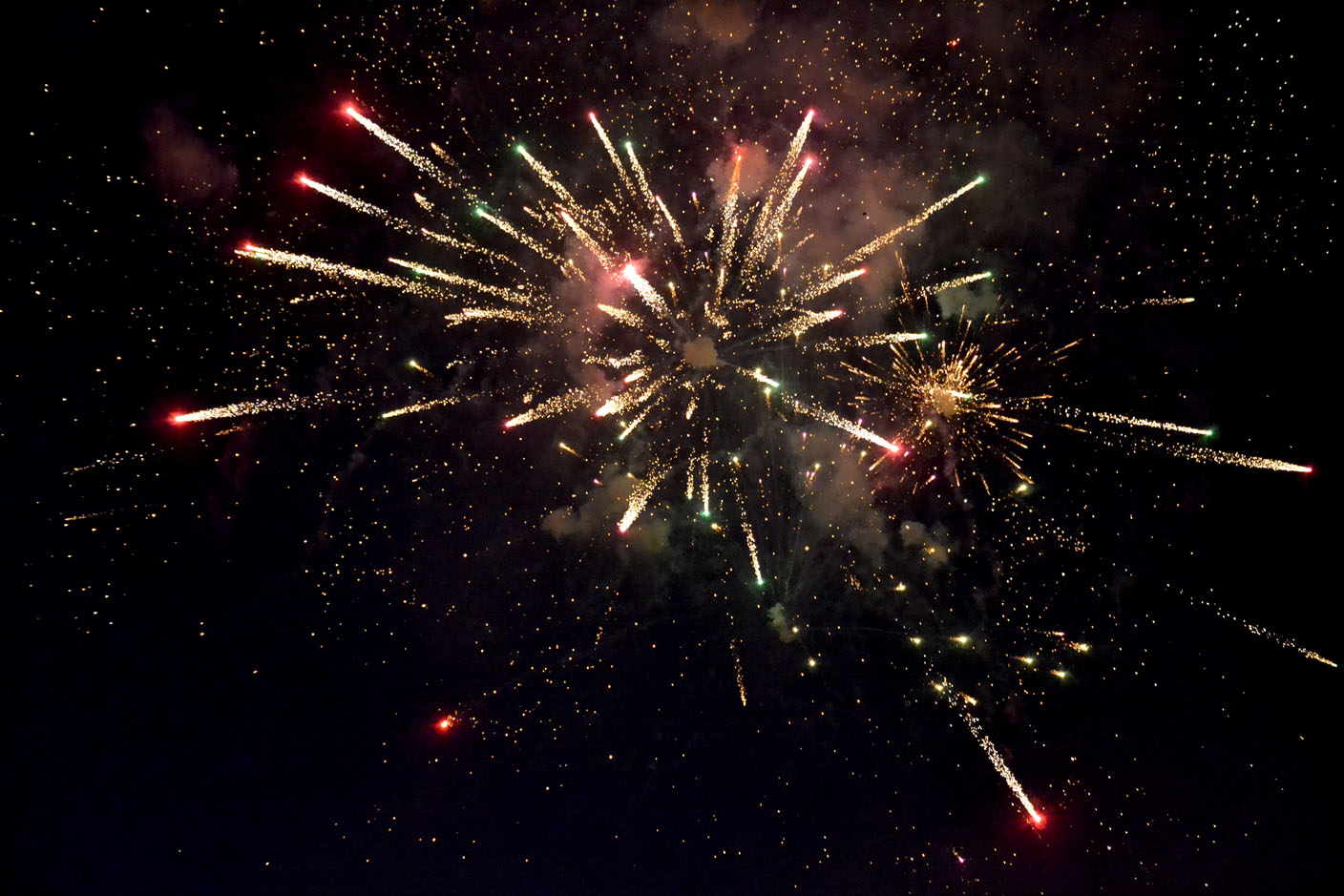 Fireworks illuminated skies o’er Pea Ridge Pea Ridge Times