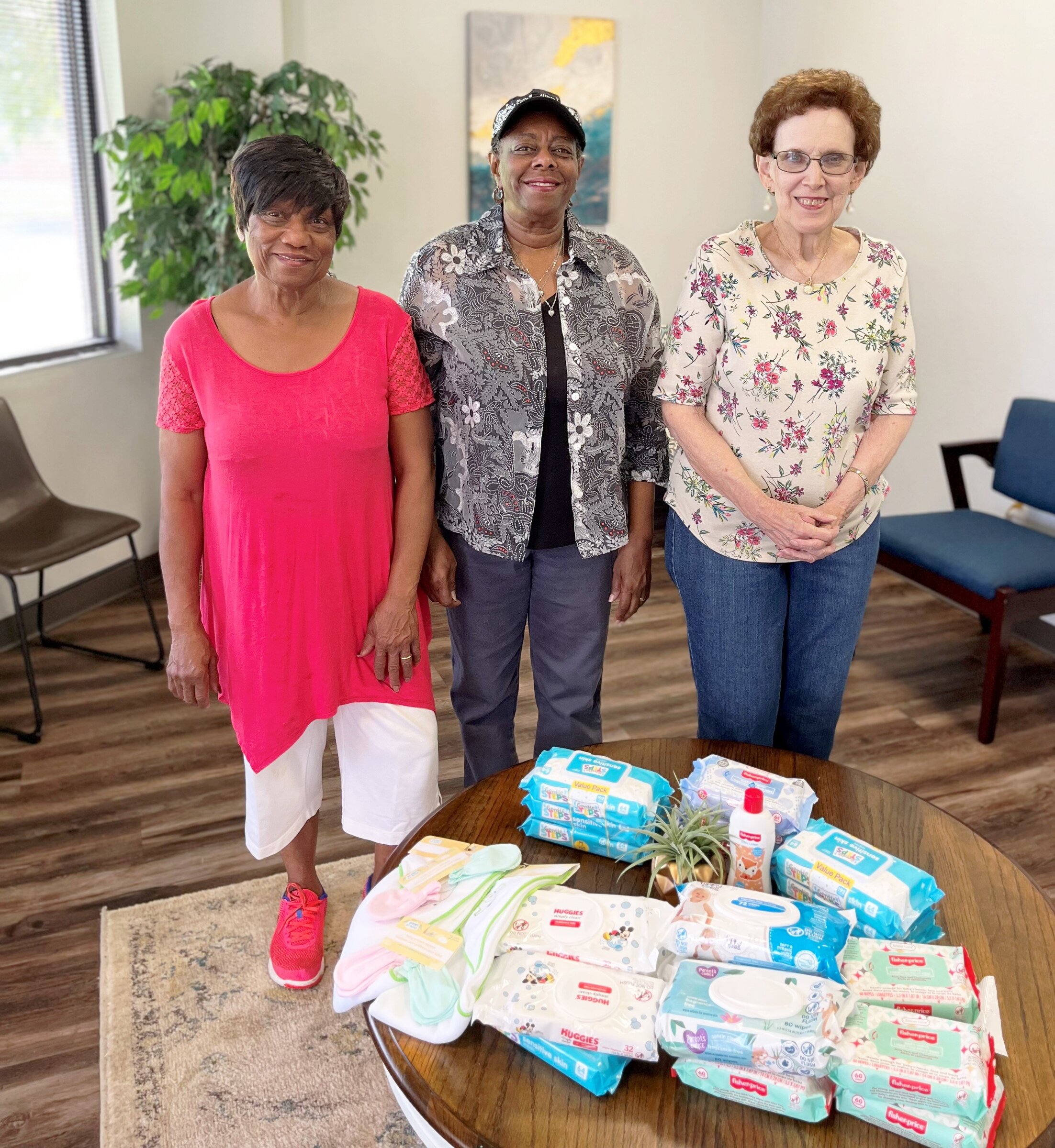 WH Heart-N-Hands makes donations