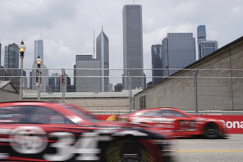 Denny Hamlin wins pole for NASCAR Cup Series' first street race in downtown  Chicago