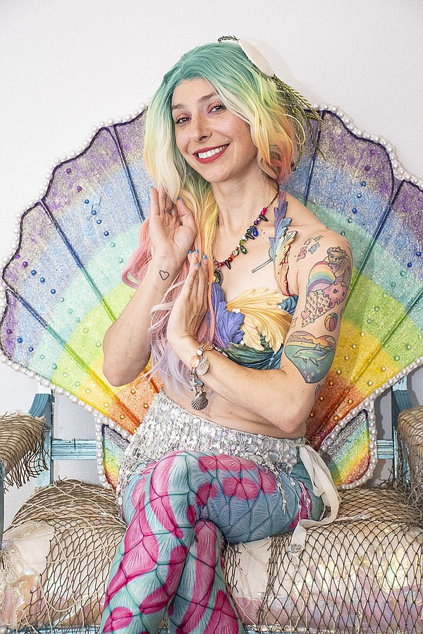 Passions for water, performance turn Sherwood girl into Netflix 'mermaid' - Vimarsana News