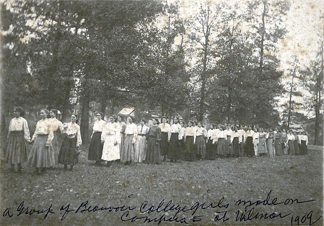Group of Beauvoir College students; circa early 20th century
(Courtesy of the Butler Center for Arkansas Studies, Central Arkansas Library System)