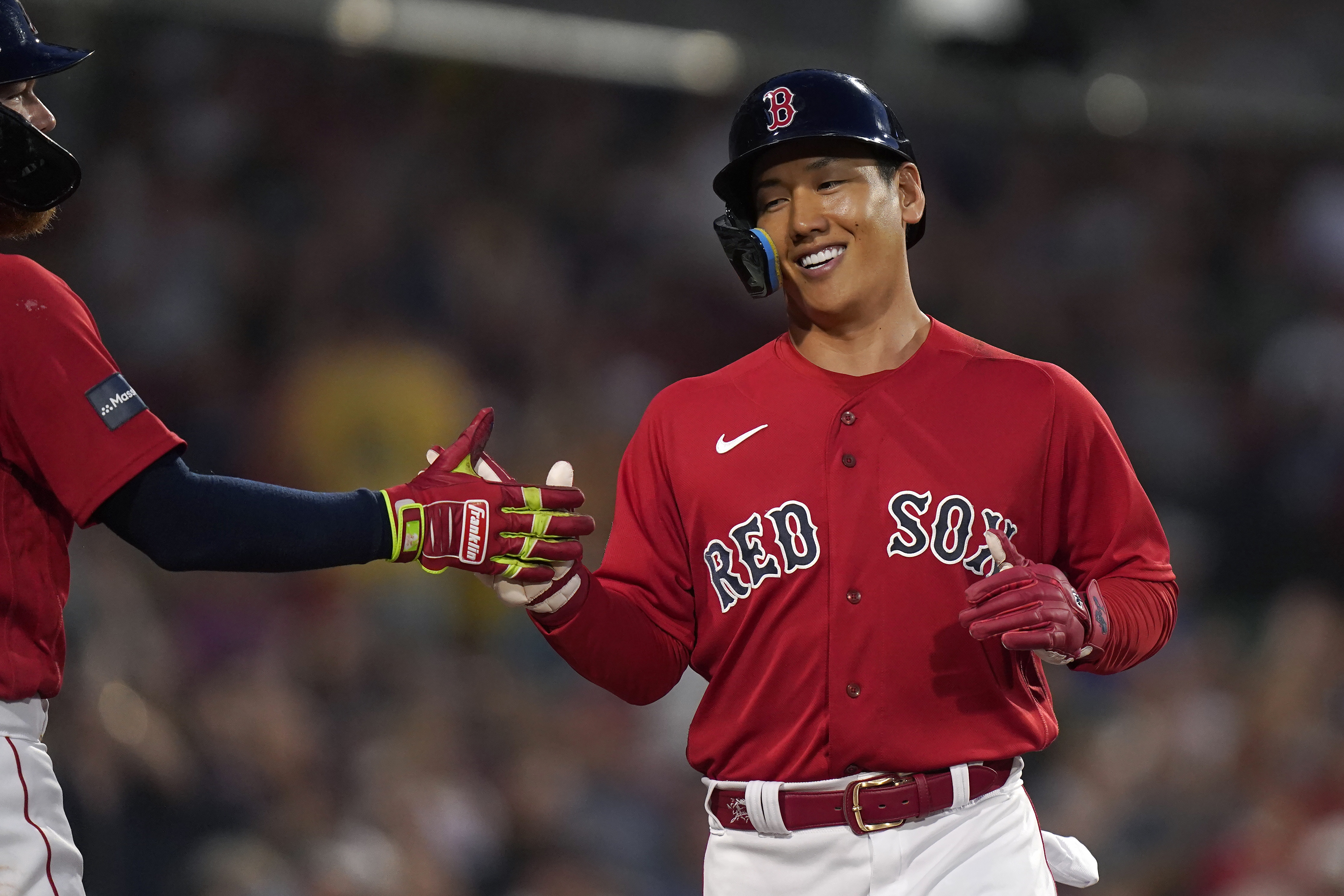 Brayan Bello shuts down Rangers to help the Red Sox win 4-2
