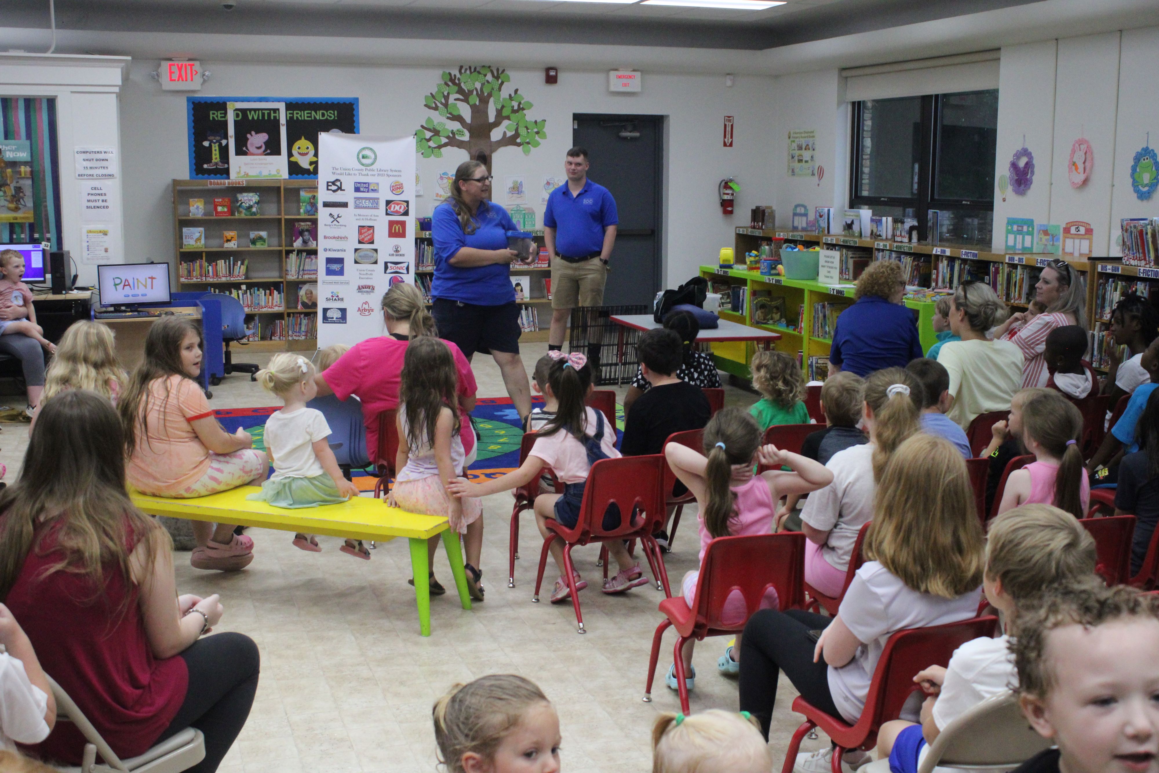 PHOTOS: Zoo at Library draws crowd - Vimarsana News