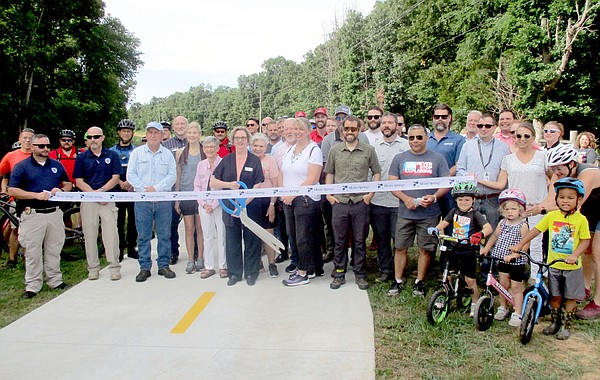 Siloam Springs celebrates opening of 3-mile trail to whitewater park