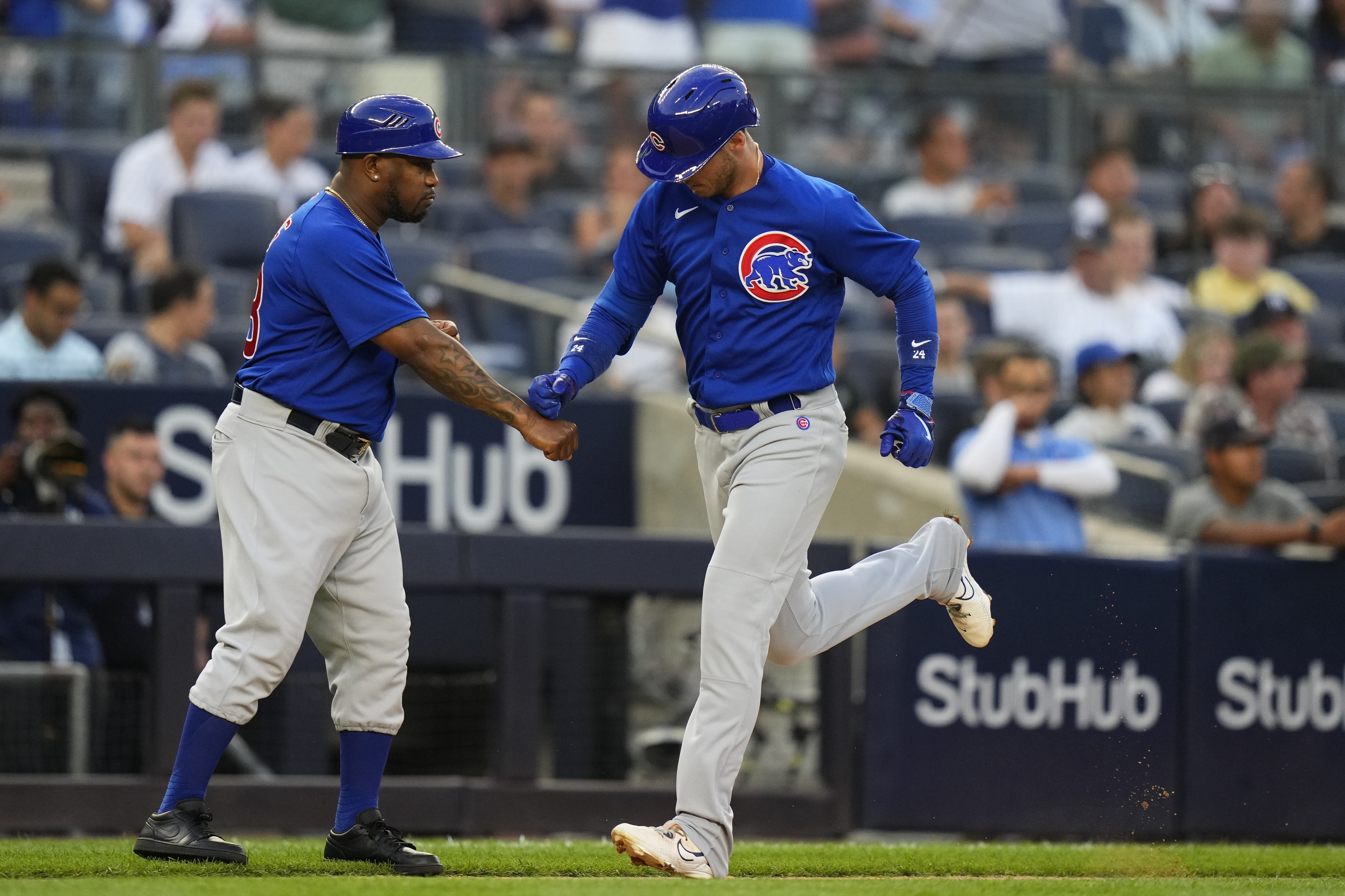 Cody Bellinger's Triumphant Return to Dodger Stadium Lifts Cubs to