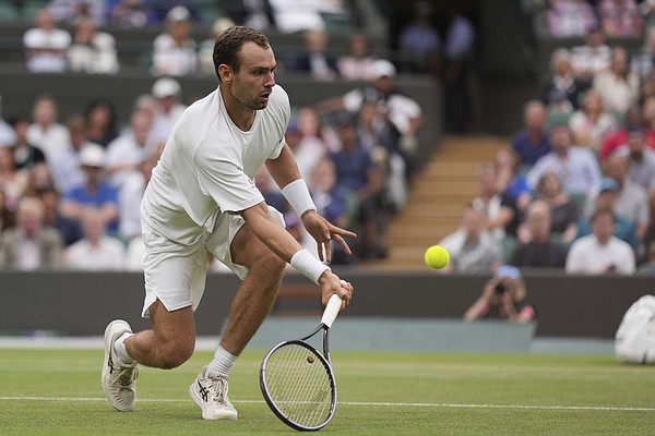 Djokovic ties Federer with 46th Slam SF - Vimarsana News