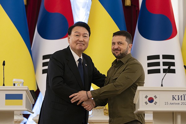 South Korean president makes a surprise visit to Ukraine - Vimarsana News