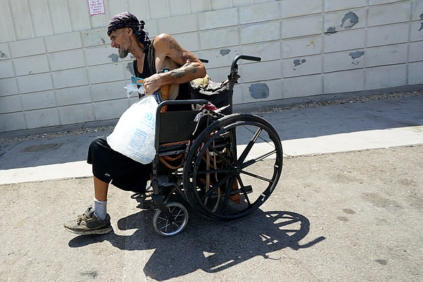 Dangerous heat wave sits on US southwestern states Dangerous heat wave sits on US southwestern states