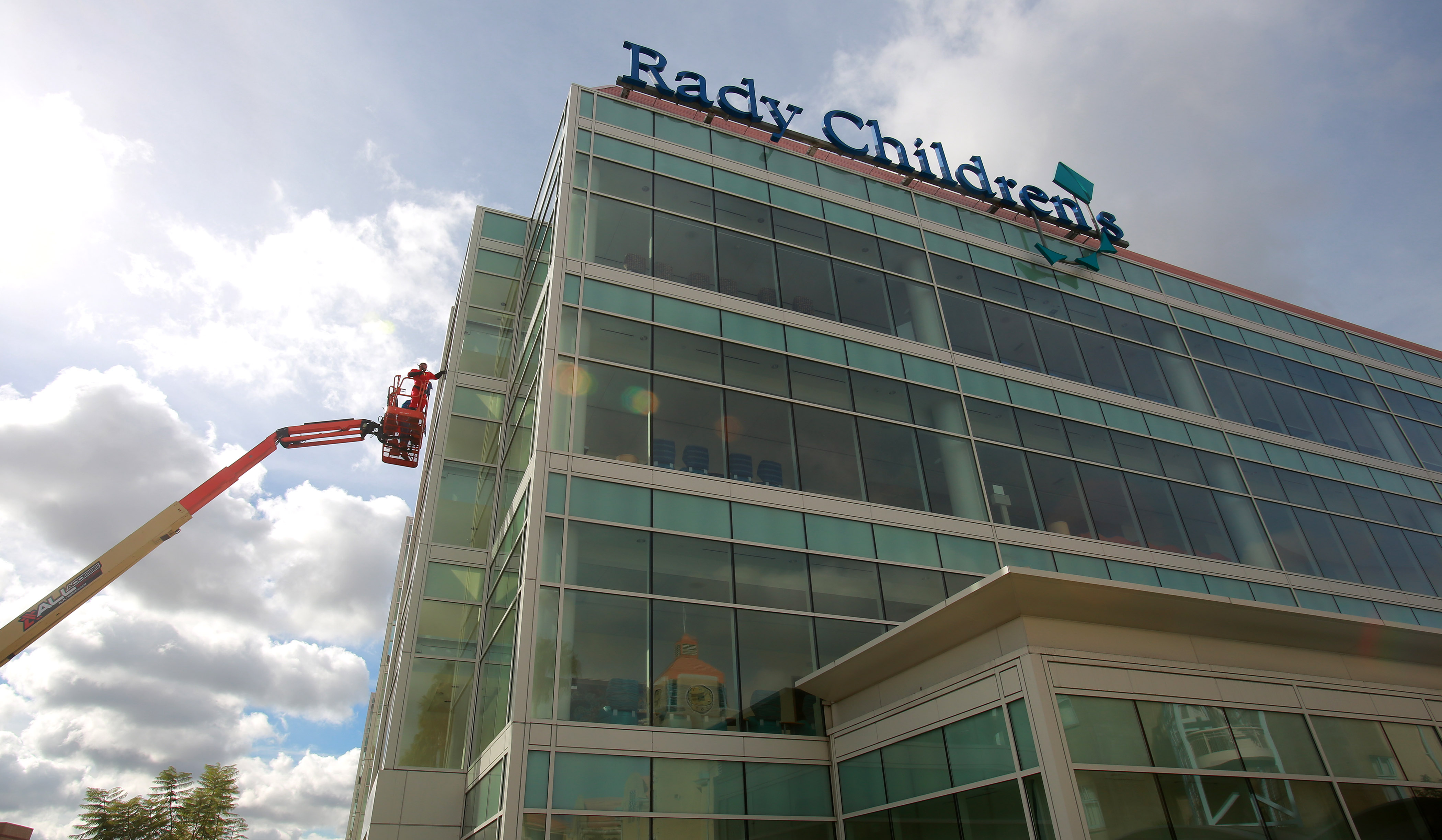 San Diego hospital seeing an alarming number of children 5 and under with cannabis poisoning - Vimarsana News