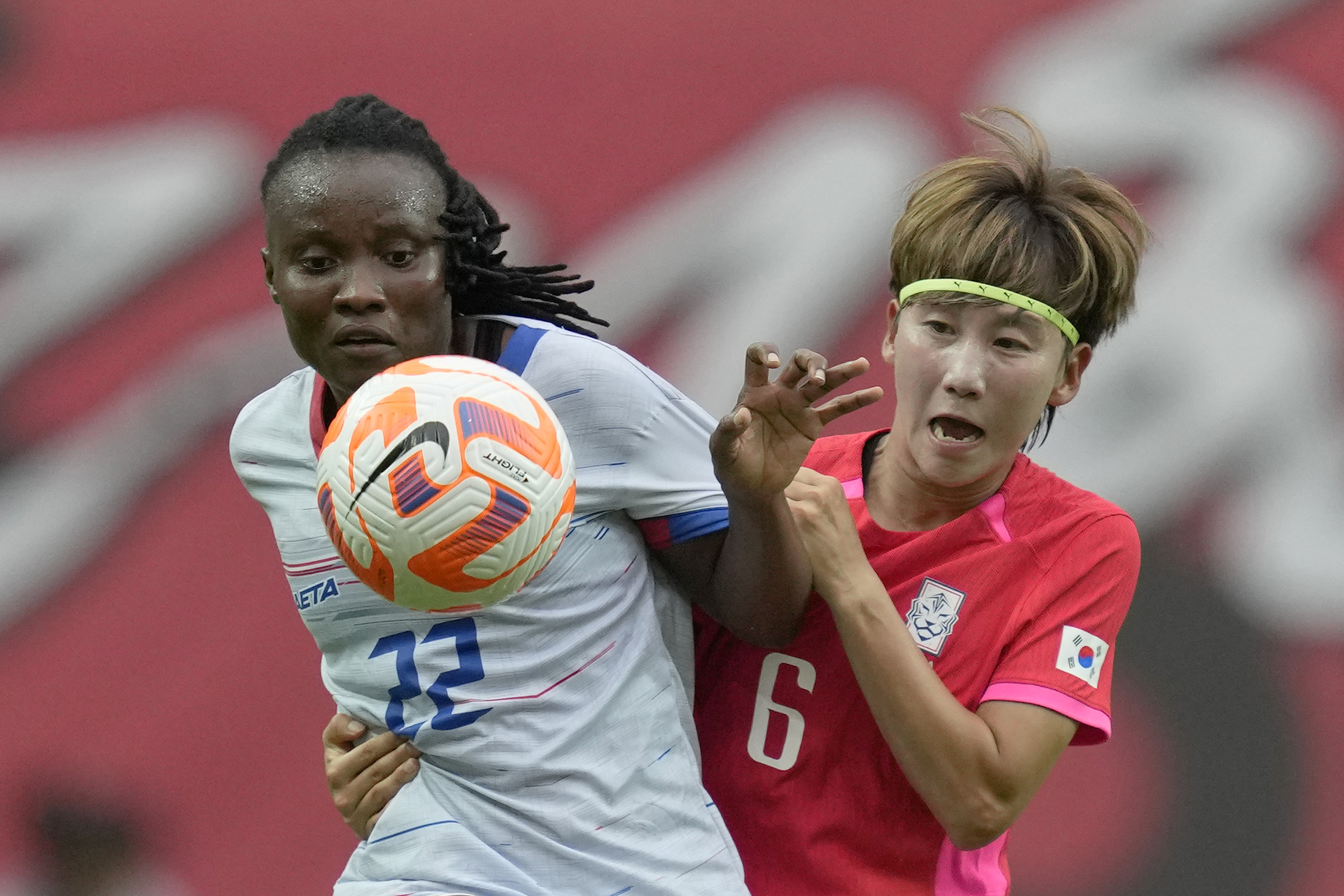 From youth football to World Cup: US teen Alyssa Thompson takes spotlight