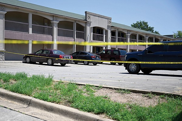 Arkansas State Police investigating Little Rock shooting by correction officers