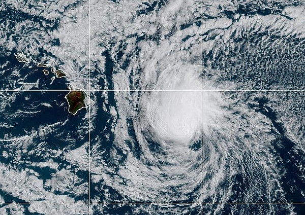 Calvin to skirt Hawaii with heavy rains - Vimarsana News