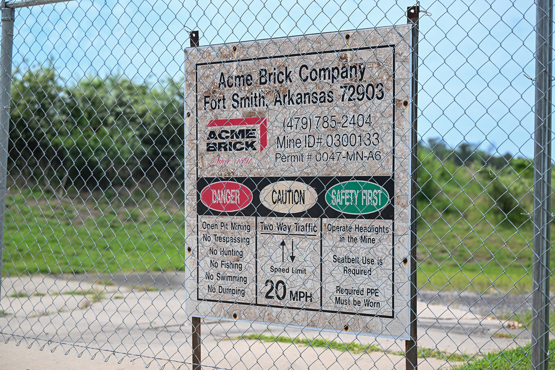 Fort Smith directors OK requesting land donation to build park at former ACME Brick quarry - Vimarsana News