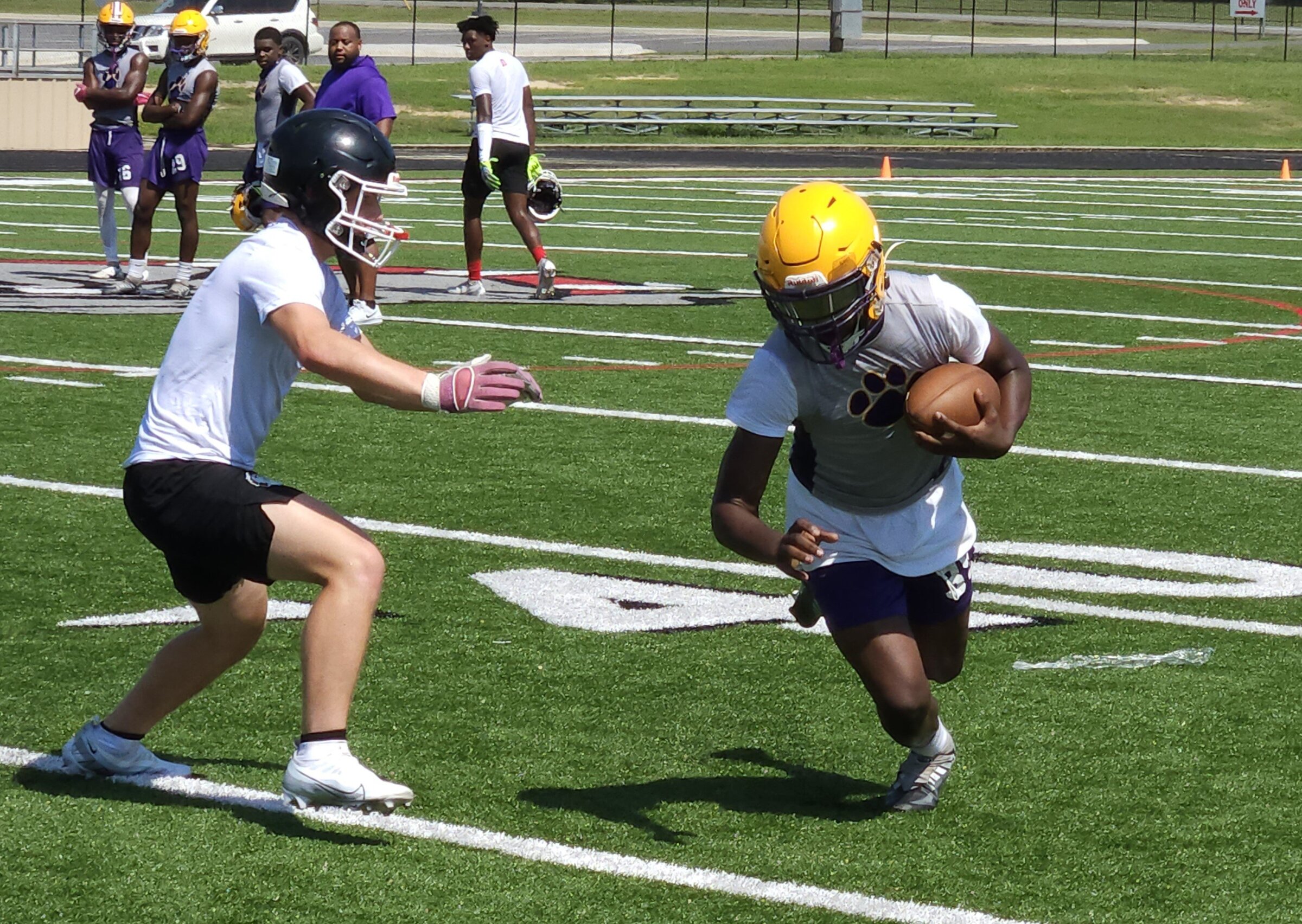 Bulldogs host camp for 4 southeast teams