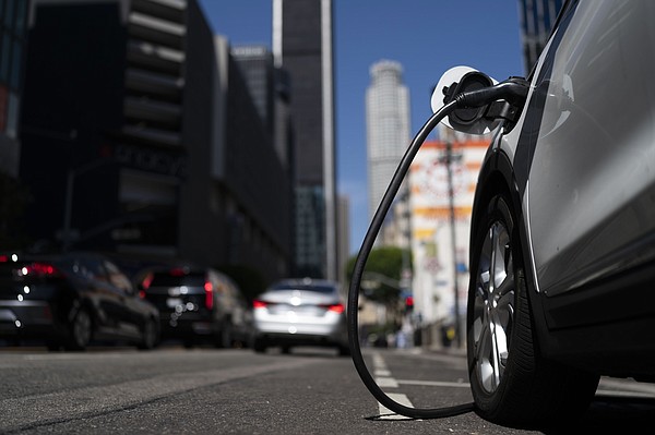 US climate law is turbocharging clean energy technology - Vimarsana News