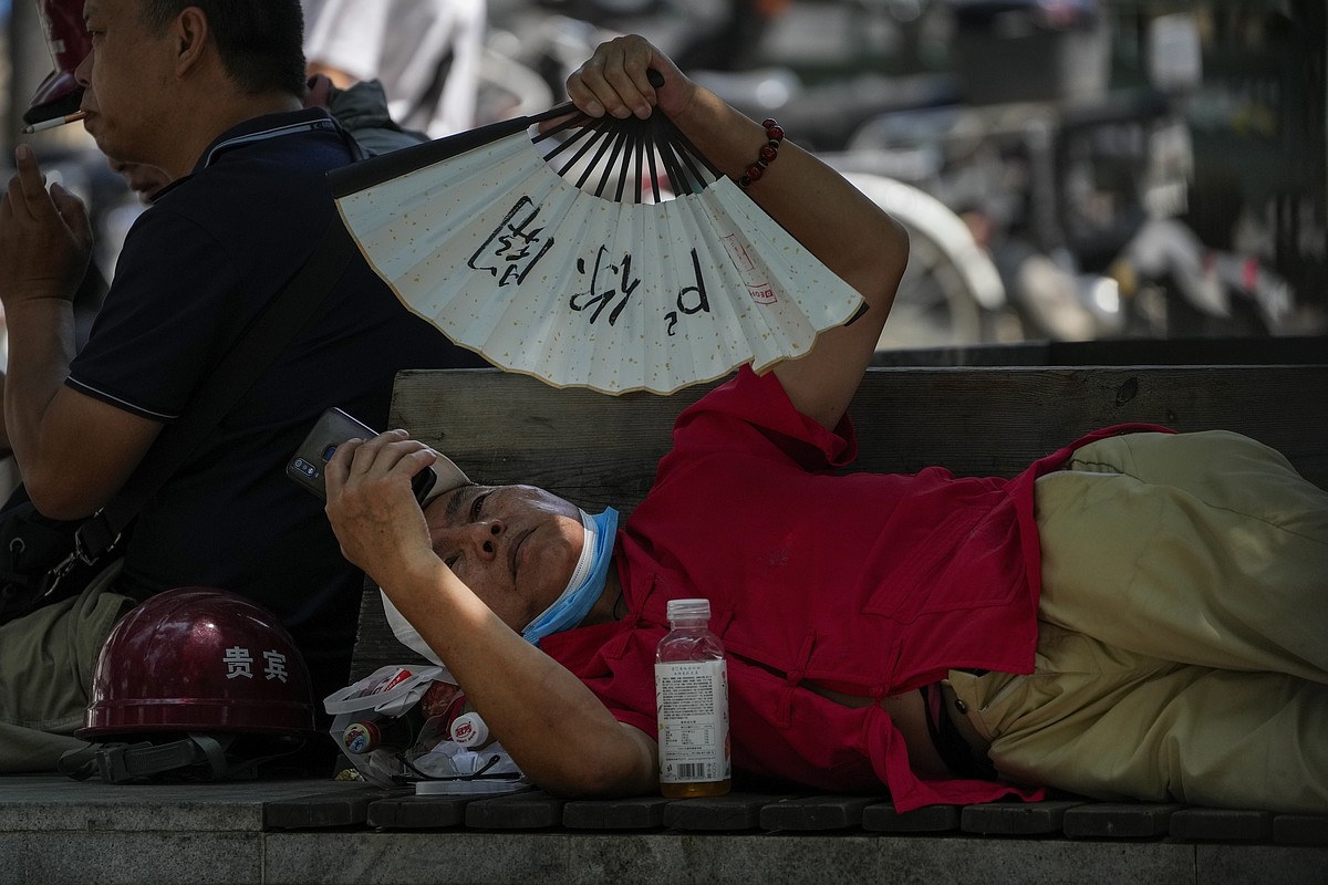 Climate change is leaving its fingerprints on July heat waves around ...