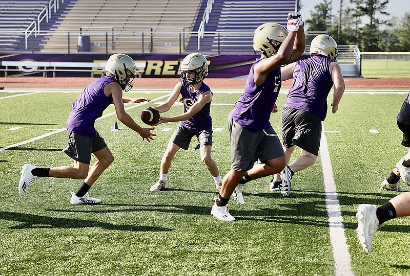 Prep Football Gurdon hungry for more success coming into second year
