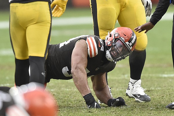 Helmet hits in Steelers-Browns game test NFL's concussion