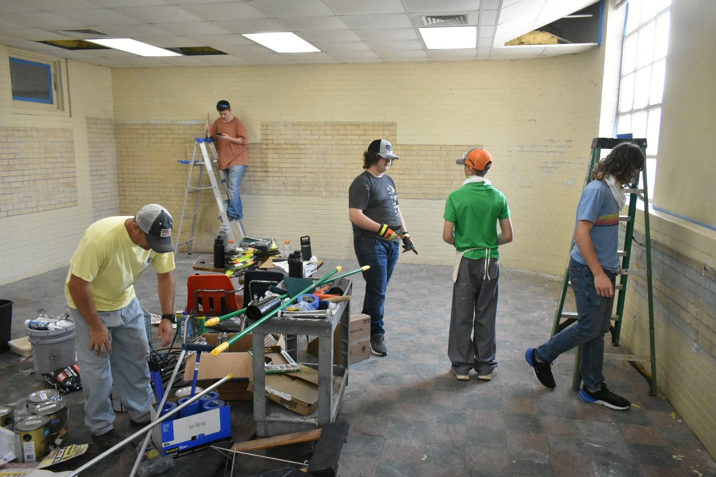 World Changers serve in Pine Bluff