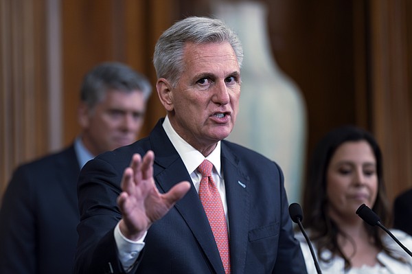 Members of Congress break with no clear path to avoiding fall shutdown Members of Congress break with no clear path to avoiding fall shutdown