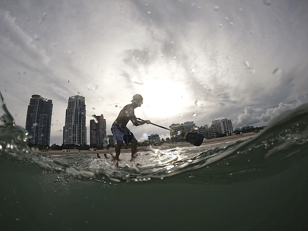 Some find Florida's waters too warm - Vimarsana News