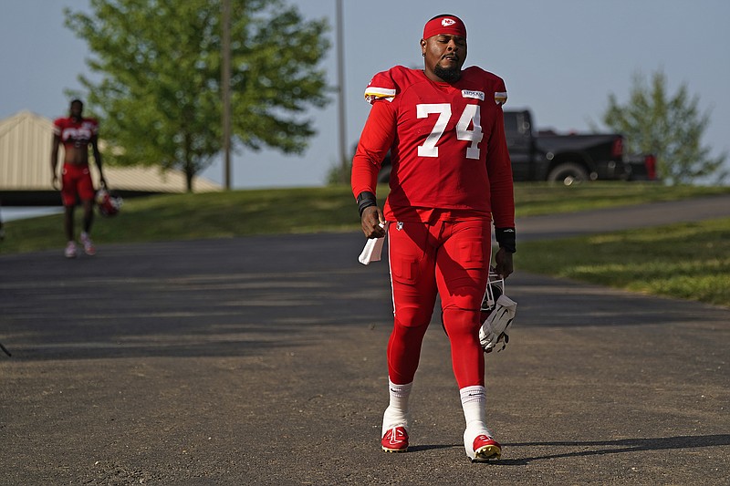 Why The Kansas City Chiefs' Signing Of Donovan Smith Was A Wise Move