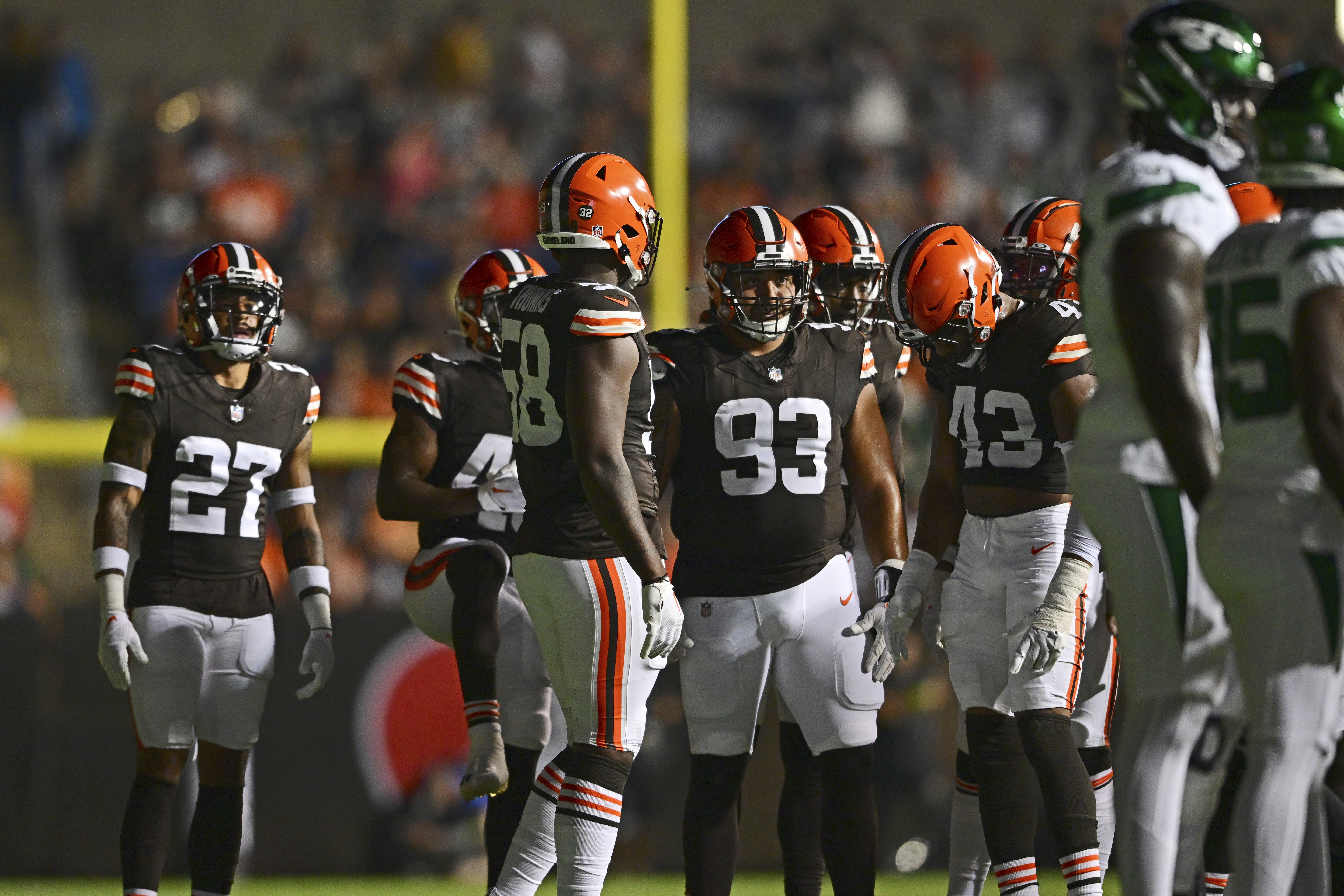 Lights go out during second half of Jets-Browns Hall of Fame game