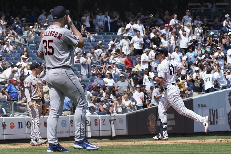 Bullpen fives 5 shutout innings as Astros top Cubs