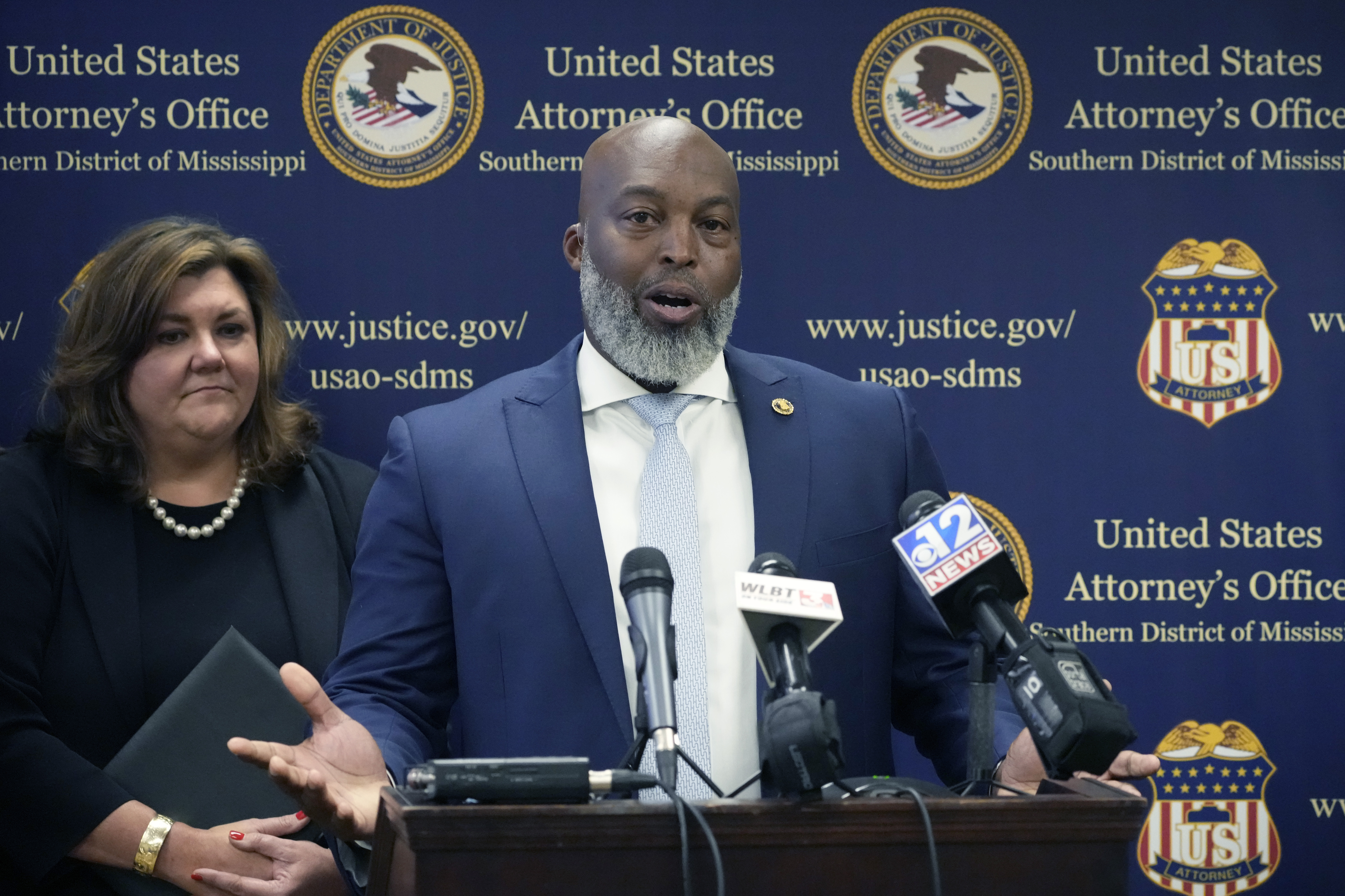 Abuse by Mississippi officers reveals culture of misconduct, residents say - Vimarsana News