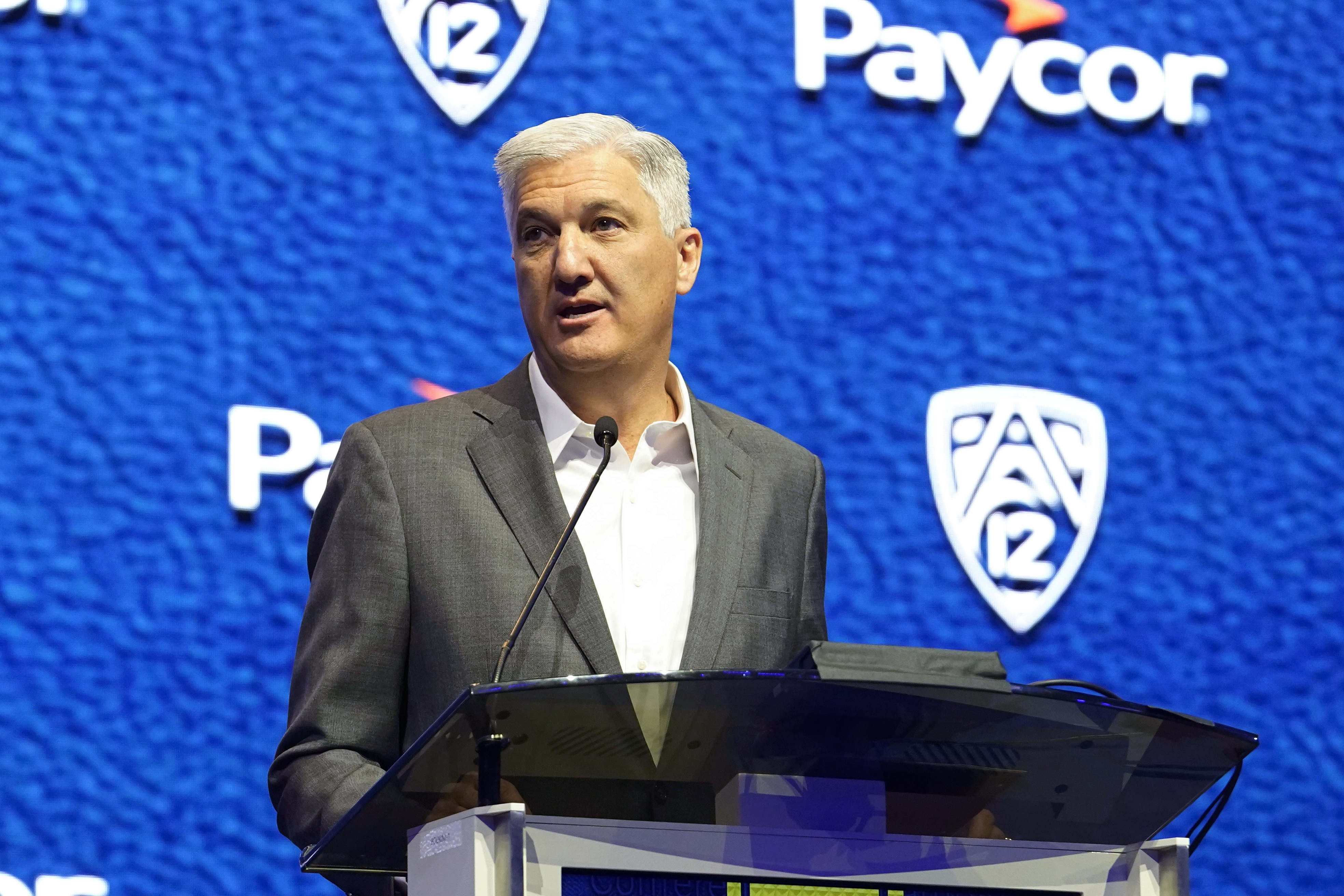 Pac-12 failed to adjust to changing landscape - Vimarsana News