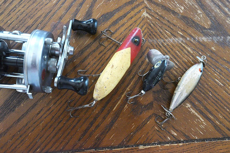 vintage tackle box with lures 