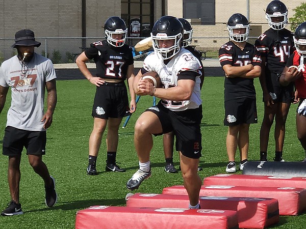 Bulldogs to lean on experience in '23 - Vimarsana News