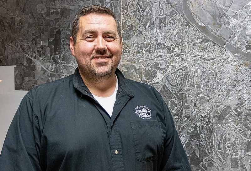 Housing inspector enjoys his role in making Jefferson City safer Jefferson City News Tribune