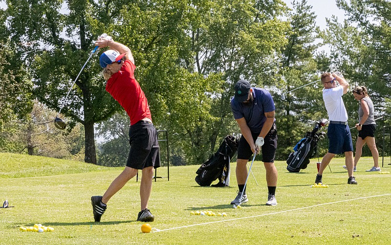 Big Brothers Big Sisters holds golf tournament to raise funds