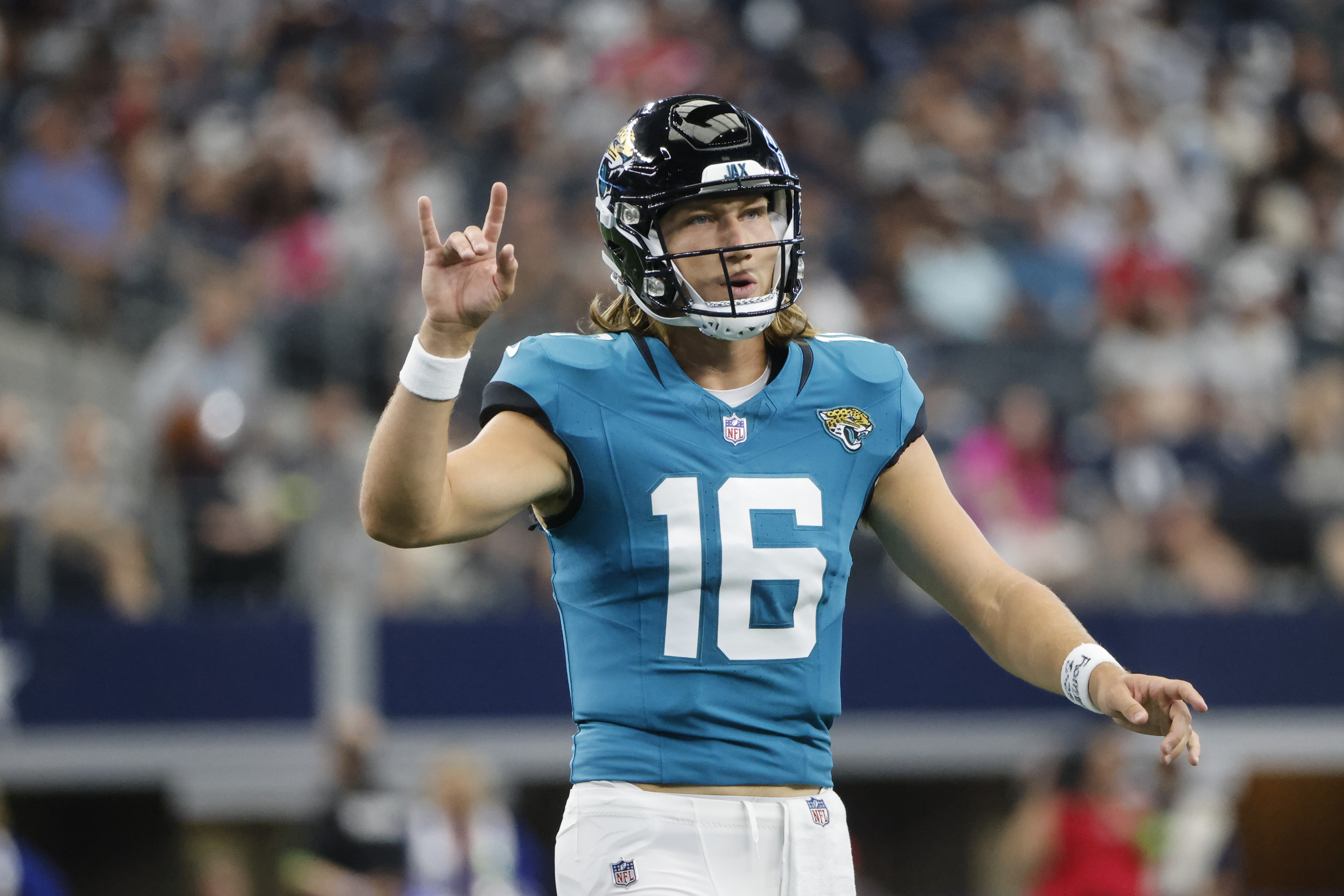 Nathan Rourke reportedly waived by the NFL's Jacksonville Jaguars