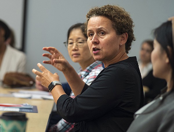 Discussion highlights women inventors at UA