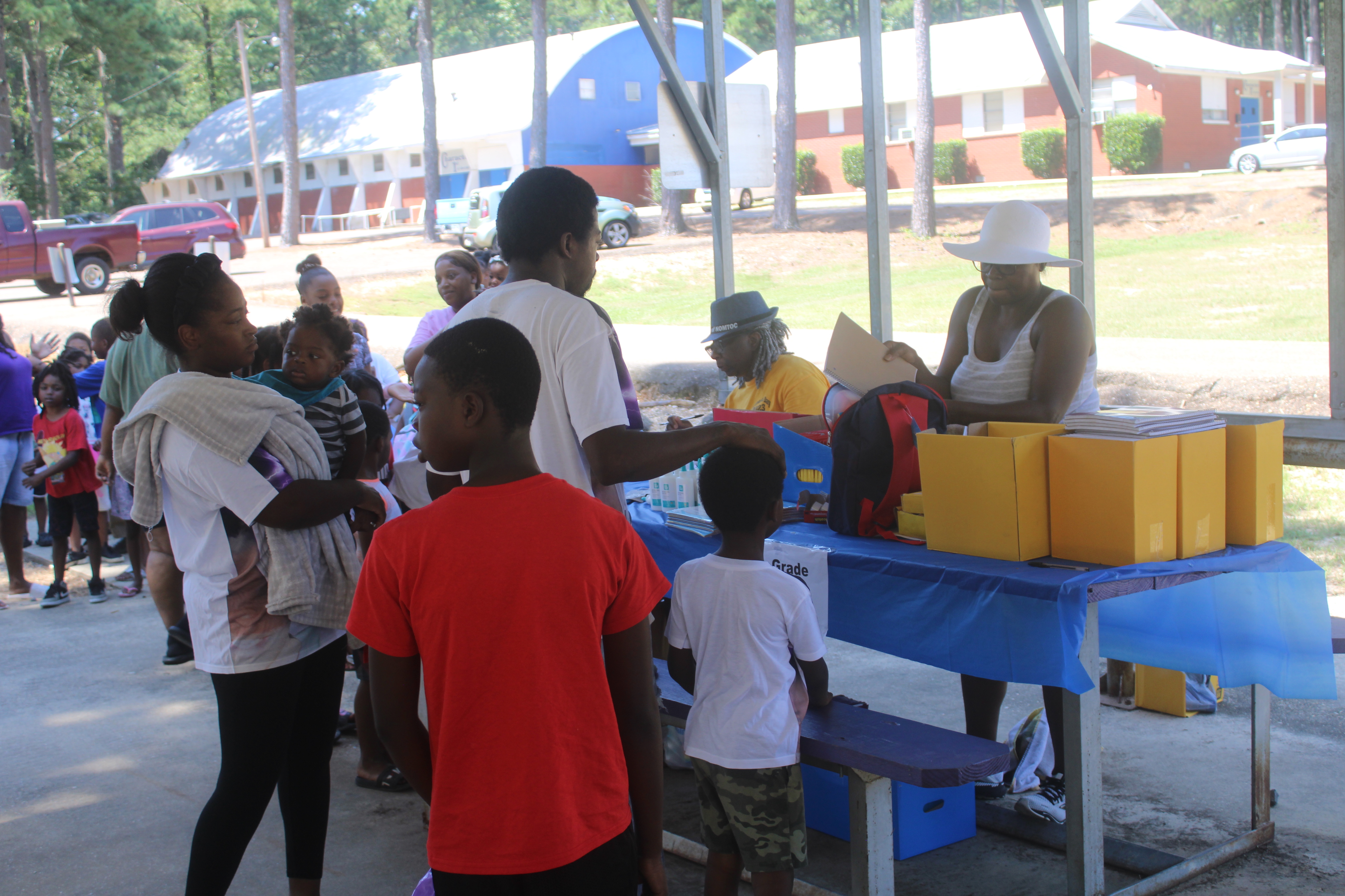 Backpack giveaway comes to a close as school starts around Union County - Vimarsana News