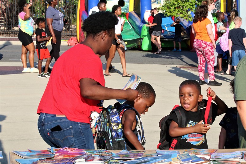 PHOTOS: Back-to-school jam at MAD | El Dorado News