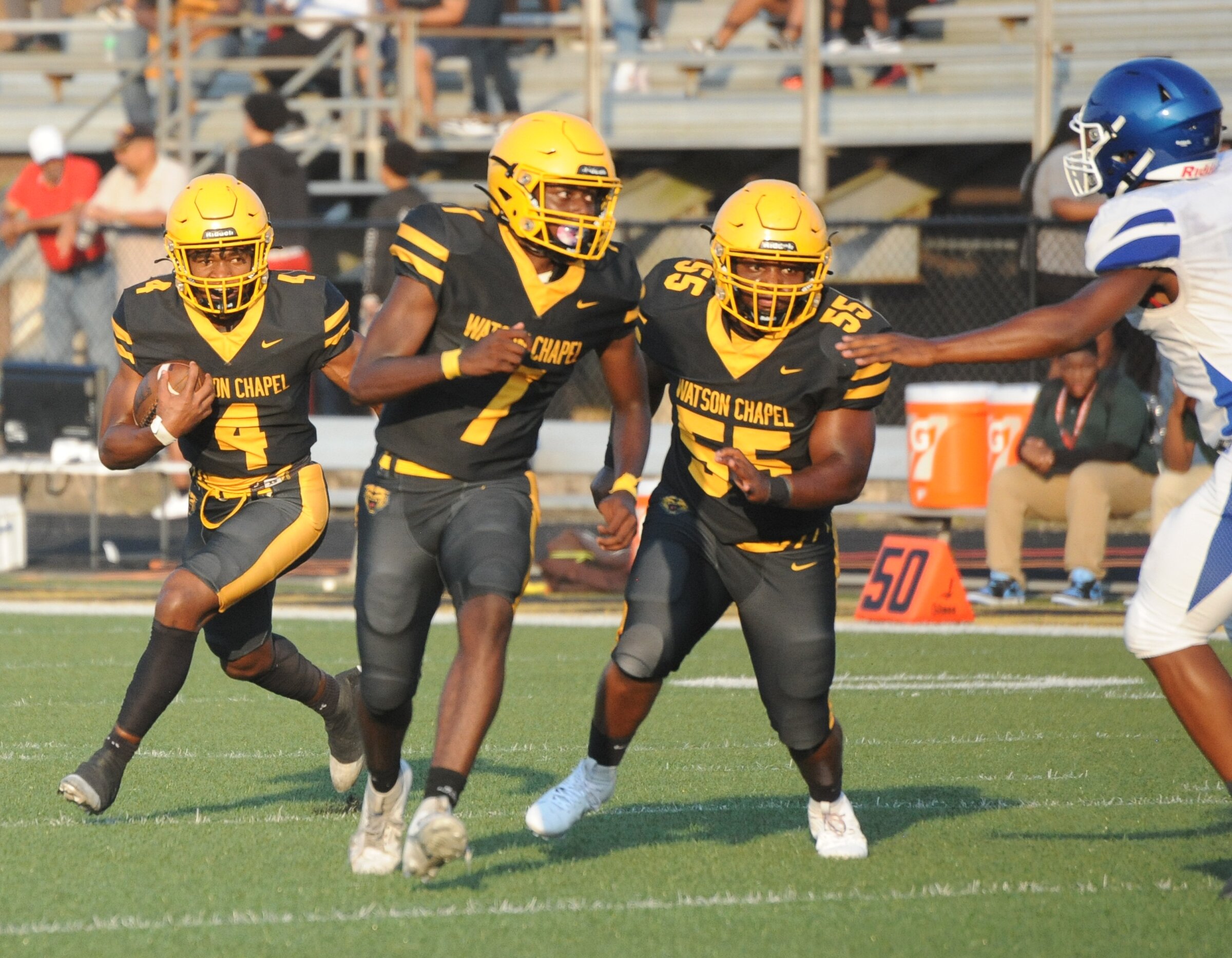 Wildcats, Mustangs tie in scrimmage