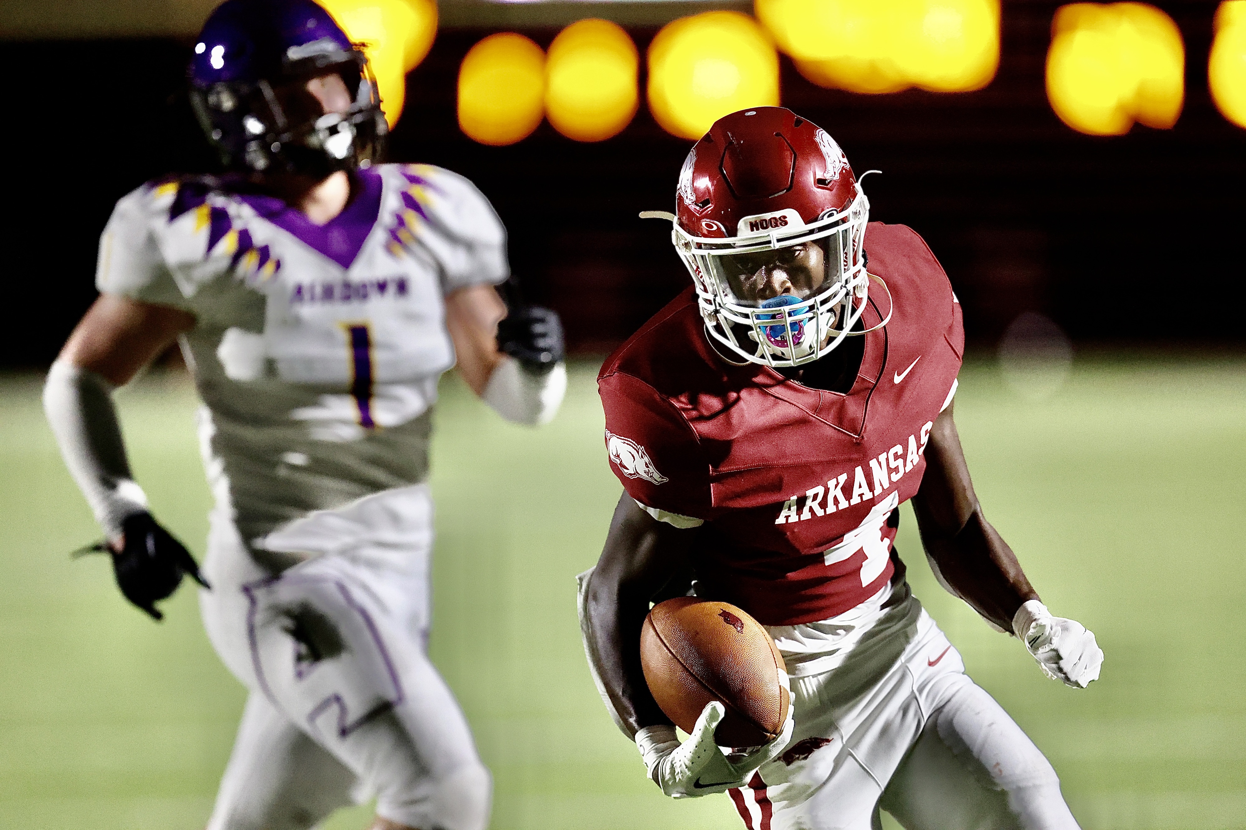 McFadden's Game Has Arkansas Gaining Ground - The New York Times