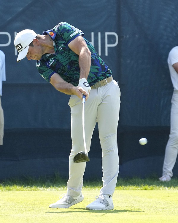 Hovland sets record with final-round 61 - Vimarsana News
