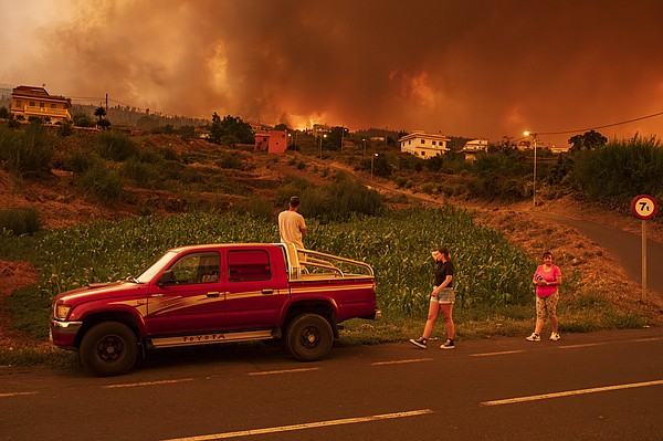 Gale-force winds fan wildfires across Greece - Vimarsana News