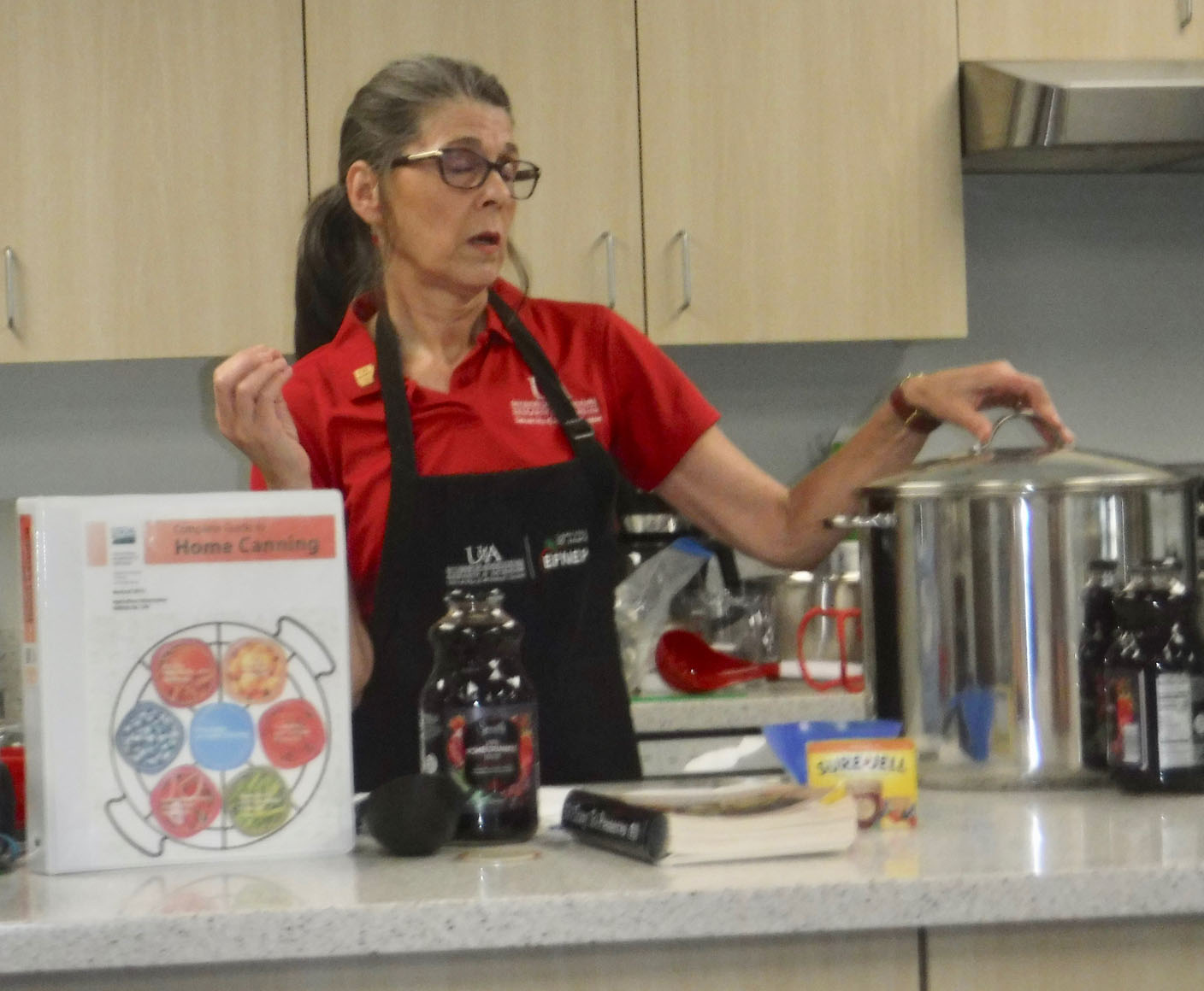 Basics of canning, freezing foods shared during library-sponsored event at Gravette Civic Center - Vimarsana News