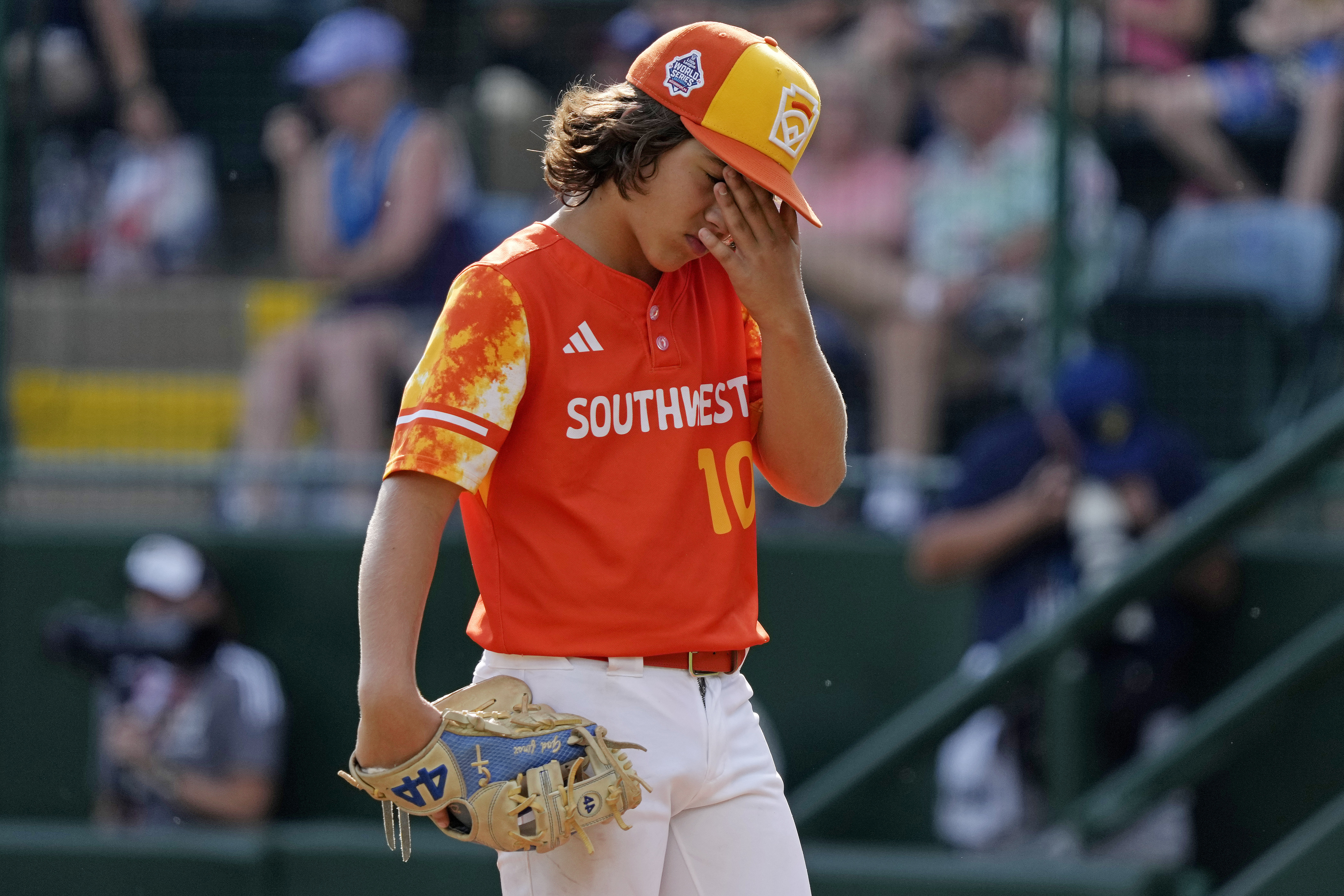 Pearland All-Stars beat California 8-4 to advance in Little League World  Series - ABC7 San Francisco