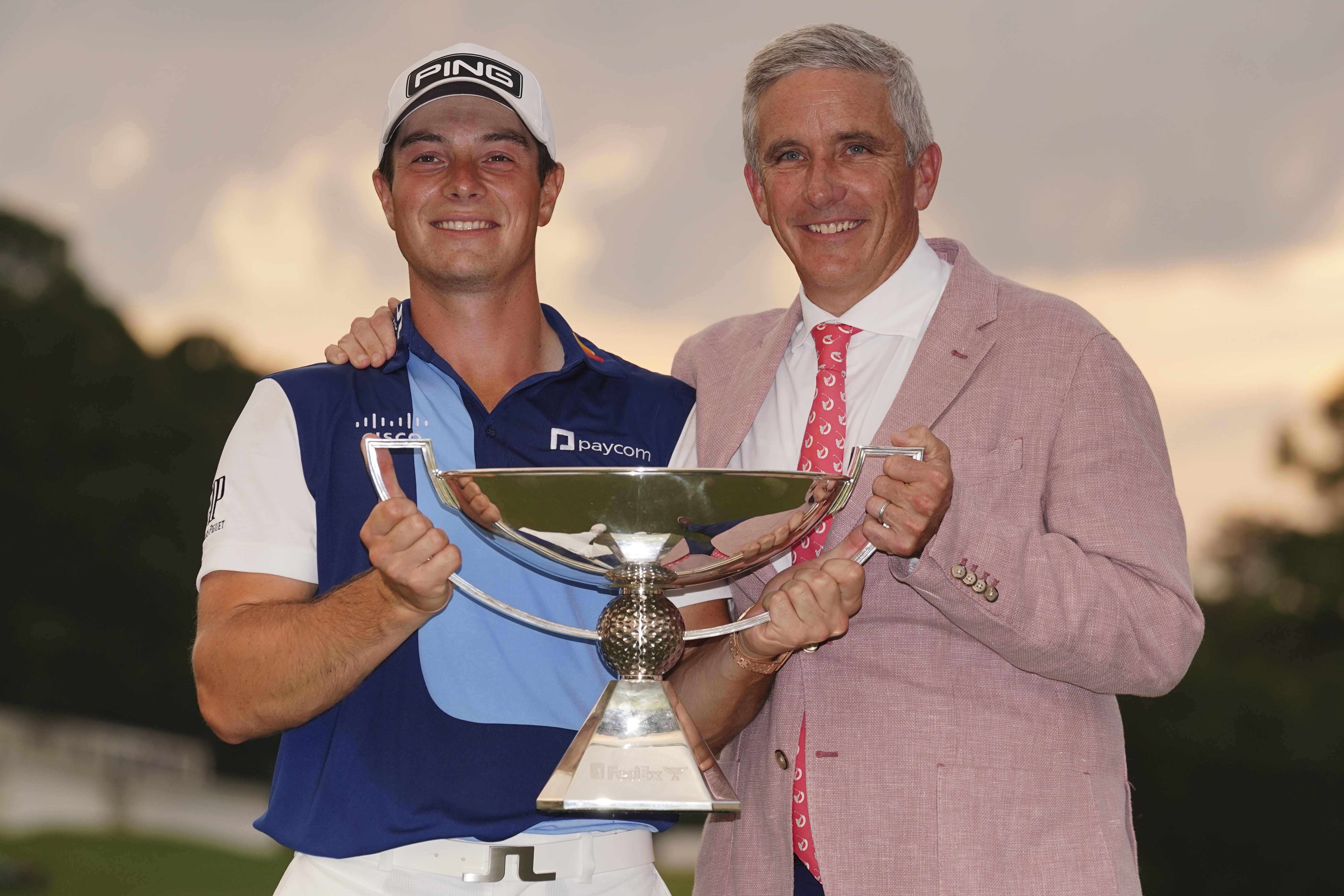 Viktor Hovland wins FedEx Cup with the best 2 weeks of his career